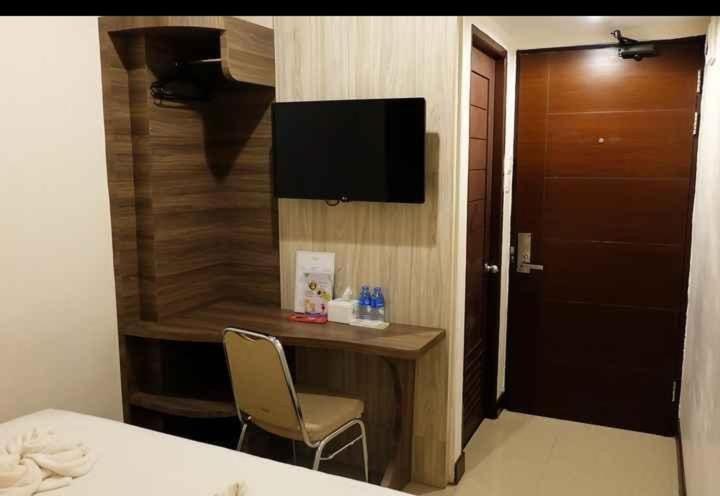 Hotel My Home Sintang Exterior foto